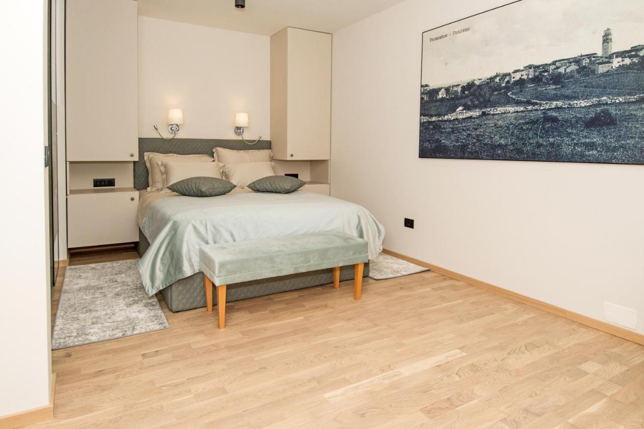 Fra&Kat Rooms Premantura Bagian luar foto